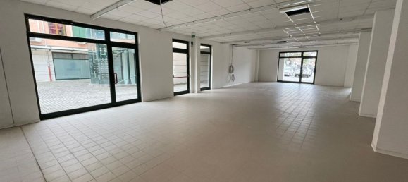 Propriété commerciale à Zero Branco, Italy 440m² No. 257994 2