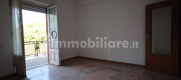 Apartamento de 4 dormitorios en Cagliari, Italy No. 50739 23