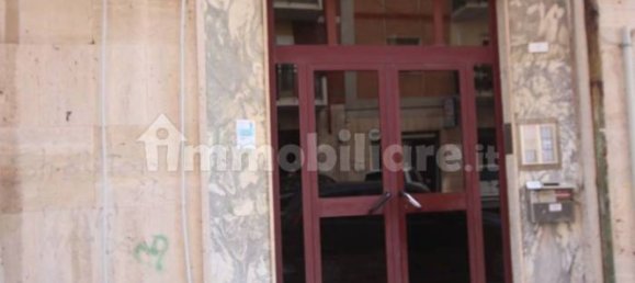 Apartamento de 4 dormitorios en Cagliari, Italy No. 50739 2