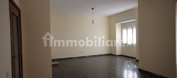 Apartamento de 4 dormitorios en Cagliari, Italy No. 50739 6