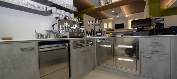 Imóvel comercial de 4 divisões em Mantua, Italy N.º 243736 9