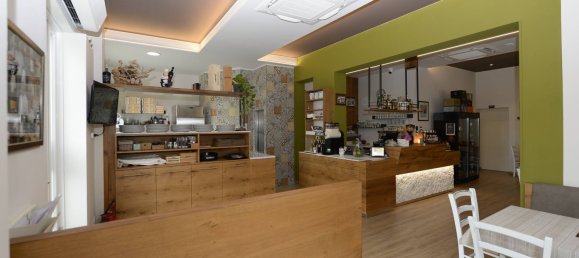 Imóvel comercial de 4 divisões em Mantua, Italy N.º 243736 23