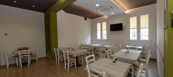 Imóvel comercial de 4 divisões em Mantua, Italy N.º 243736 12