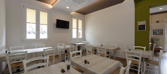 Imóvel comercial de 4 divisões em Mantua, Italy N.º 243736 14