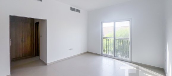 4 bedrooms Townhouse in Dubai Land, UAE No. 28846 10