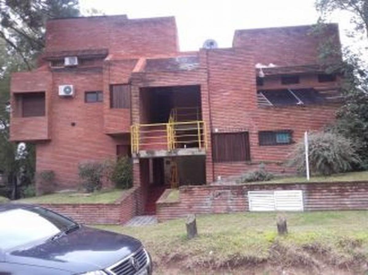 2 bedrooms Apartment in Mar del Plata, Argentina No. 93070