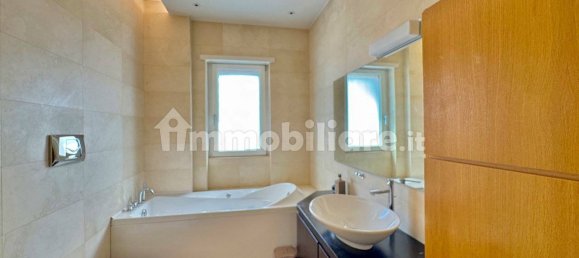 3 Schlafzimmer Penthouse in Benevento, Italy, Nr. 321858 17