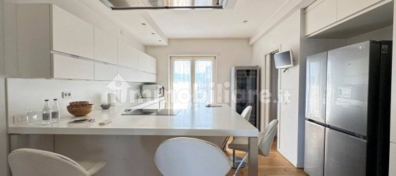 3 Schlafzimmer Penthouse in Benevento, Italy, Nr. 321858 8