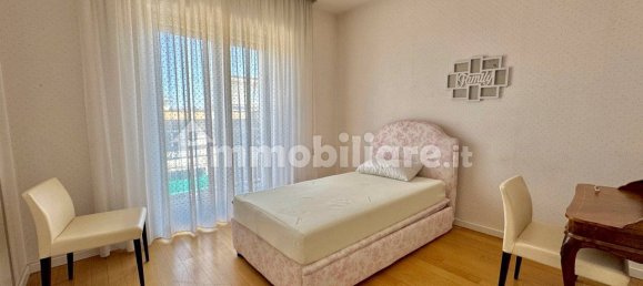 3 Schlafzimmer Penthouse in Benevento, Italy, Nr. 321858 12