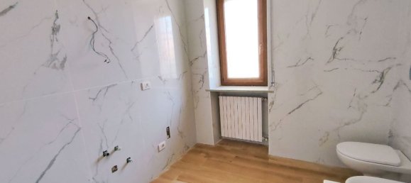 4 bedrooms Duplex in Ceriano Laghetto, Italy No. 364332 15