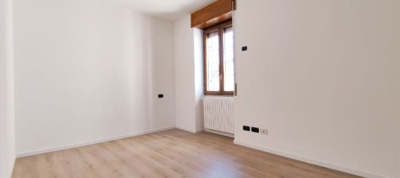 4 bedrooms Duplex in Ceriano Laghetto, Italy No. 364332 16