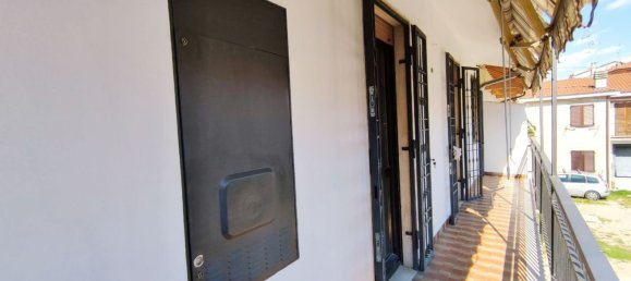 4 bedrooms Duplex in Ceriano Laghetto, Italy No. 364332 9