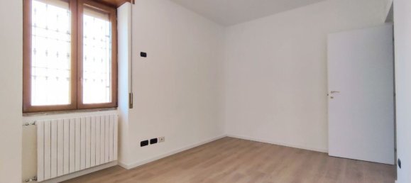 4 bedrooms Duplex in Ceriano Laghetto, Italy No. 364332 17