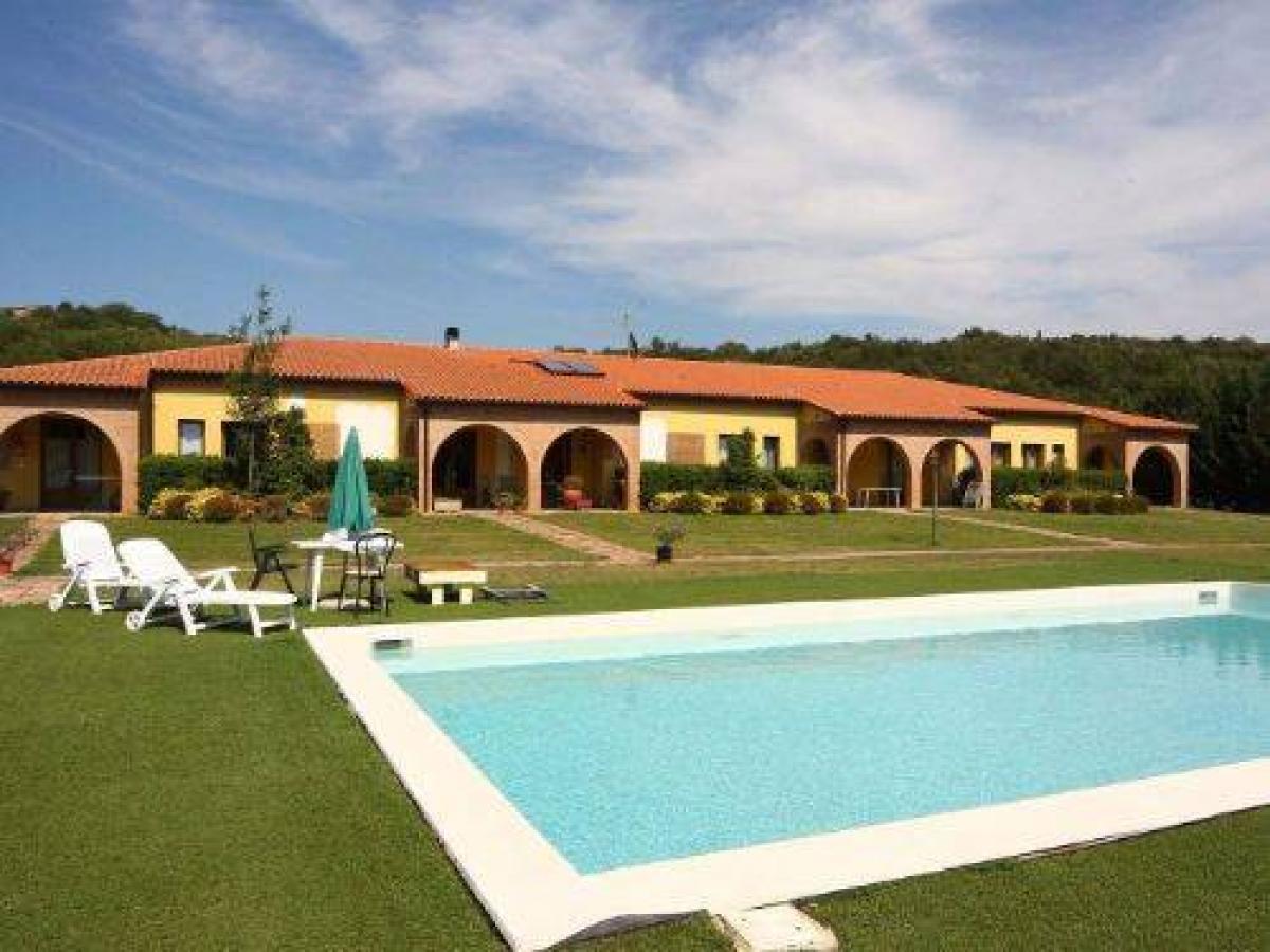 7 bedrooms Villa in Monteverdi Marittimo, Italy No. 1201