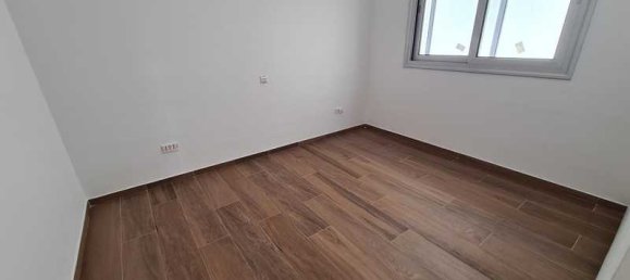 4 bedrooms Villa in Paphos, Cyprus No. 7766 13