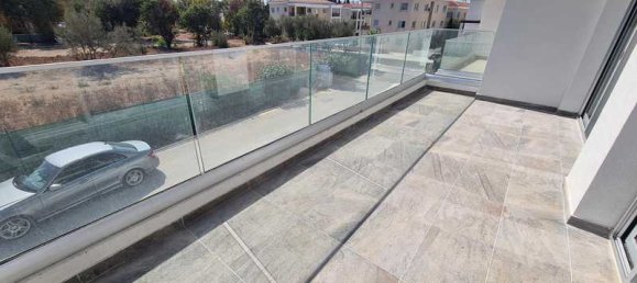 4 bedrooms Villa in Paphos, Cyprus No. 7766 2