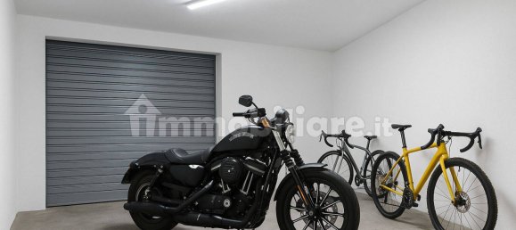 30m² Garage in Modena, Italy No. 310765 4