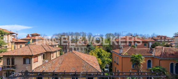 5 rooms Duplex in Venice, Italy No. 127262 31