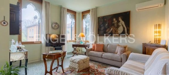 5 rooms Duplex in Venice, Italy No. 127262 11