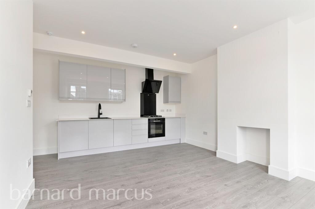 1 bedroom Apartment in Epsom, United Kingdom No. 9746