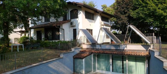 7 rooms Villa in Monza, Italy No. 6259 17