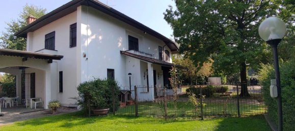 7 rooms Villa in Monza, Italy No. 6259 24