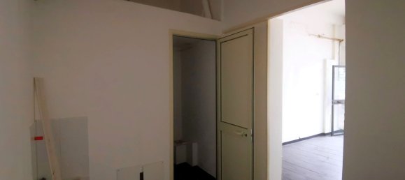 Gewerbliche Immobilie in Palermo, Italy 30m², Nr. 293265 7