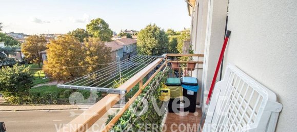 3 Schlafzimmer Wohnung in Sassuolo, Italy, Nr. 380460 24