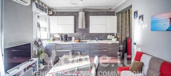 3 Schlafzimmer Wohnung in Sassuolo, Italy, Nr. 380460 2