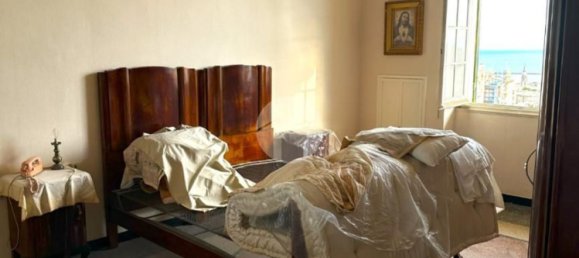 5 rooms Apartment in Genoa, Italy No. 305204 10