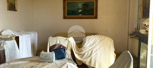 5 rooms Apartment in Genoa, Italy No. 305204 4