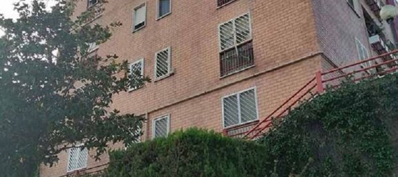 4-salle Appartement à Rome, Italy No. 219221 9