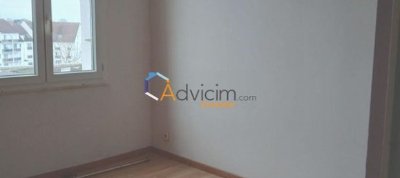 2 Schlafzimmer Wohnung in Saint-Jean-de-la-Ruelle, France, Nr. 74585 4