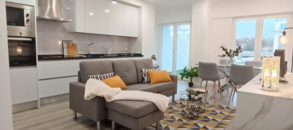 3 bedrooms Apartment in Lisbon, Portugal No. 223584 11