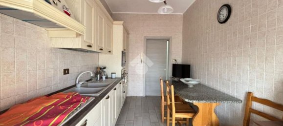 3-Zimmer Wohnung in Naples, Italy, Nr. 261119 11