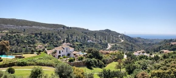 5 bedrooms Villa in Malaga, Spain No. 102946 34