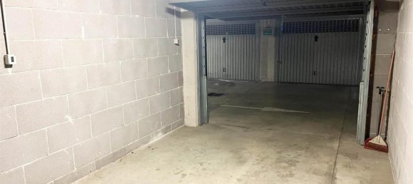 Гараж с 1 комнатой в Флоренция, Италия № 38063 3