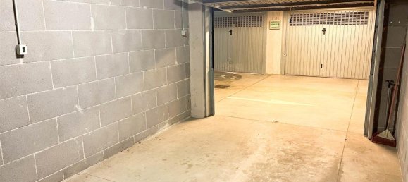 Гараж с 1 комнатой в Флоренция, Италия № 38063 12