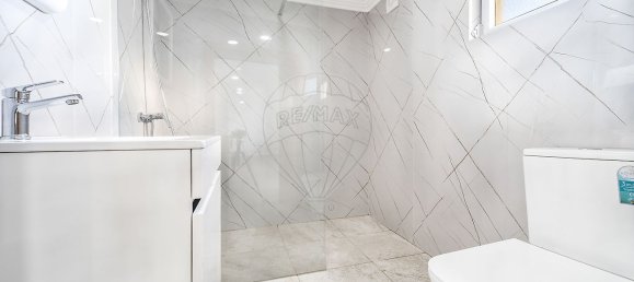 2 bedrooms House in Angra do Heroismo, Portugal No. 31807 9