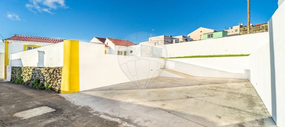 2 bedrooms House in Angra do Heroismo, Portugal No. 31807 13