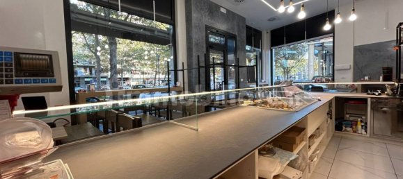 3 rooms Commercial property in Turin, Italy No. 151428 21