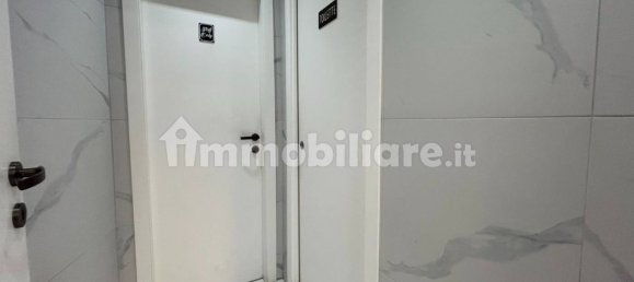 3 rooms Commercial property in Turin, Italy No. 151428 28