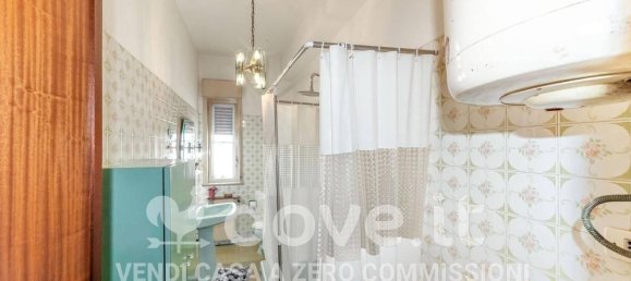 3-salle Appartement à Messina, Italy No. 19707 20