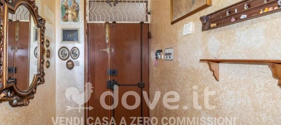 3-salle Appartement à Messina, Italy No. 19707 21
