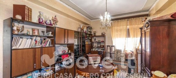 3-salle Appartement à Messina, Italy No. 19707 9