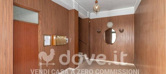3-salle Appartement à Messina, Italy No. 19707 24