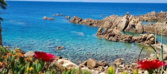 Villa de 4 divisões em Trinità d'Agultu e Vignola, Italy N.º 133134 18