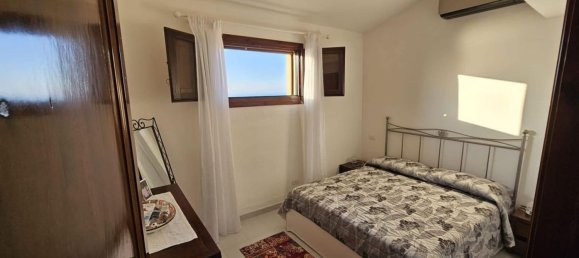 Villa de 4 divisões em Trinità d'Agultu e Vignola, Italy N.º 133134 12