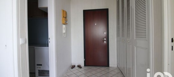 3-Zimmer Wohnung in Villiers-le-Bel, France, Nr. 306013 7