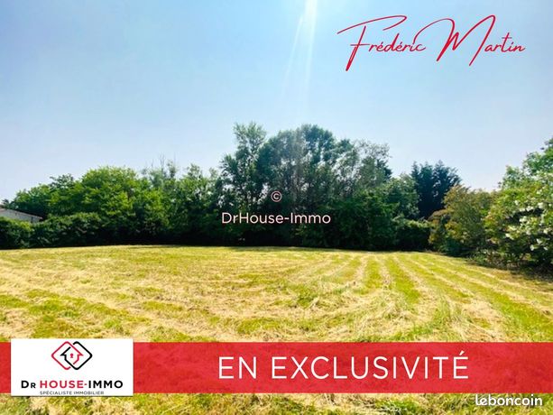 Terreno en Uzes, France 526 m² No. 277926